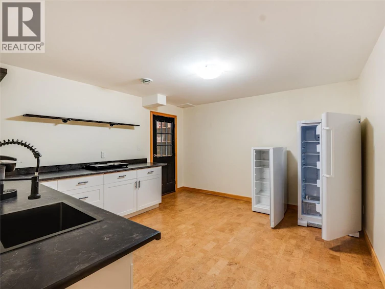 955 Cedar Brae Road, Castlegar, BC, V1N 4R5 - 49