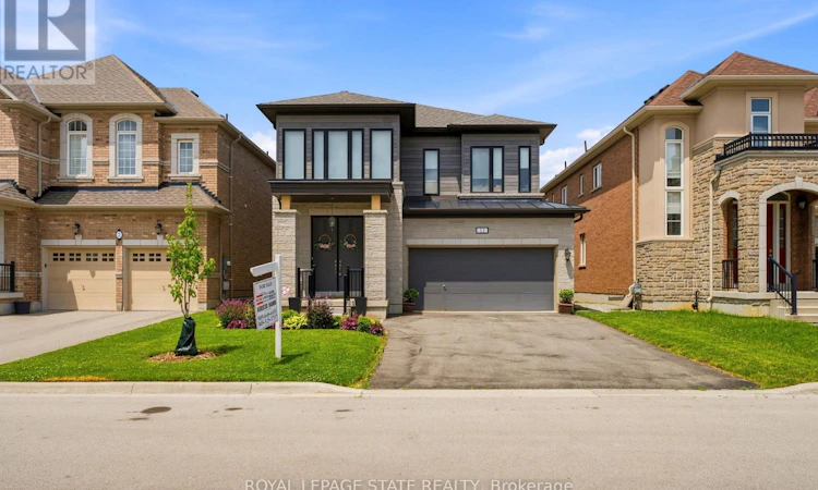 11 Morrison Drive