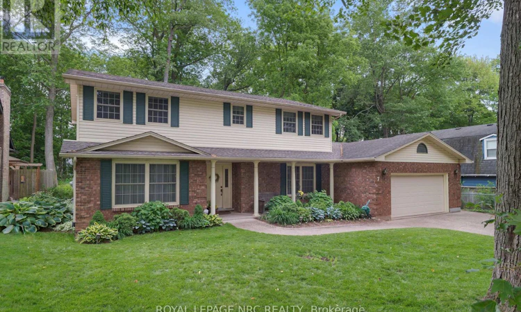 7 Parkhill Road