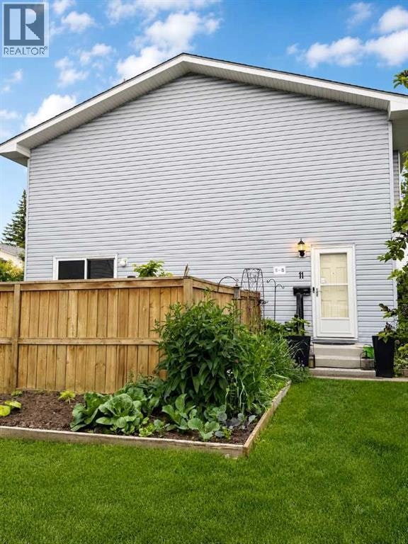 11-4810 40 Avenue SW, Calgary, AB, T3E 1E5