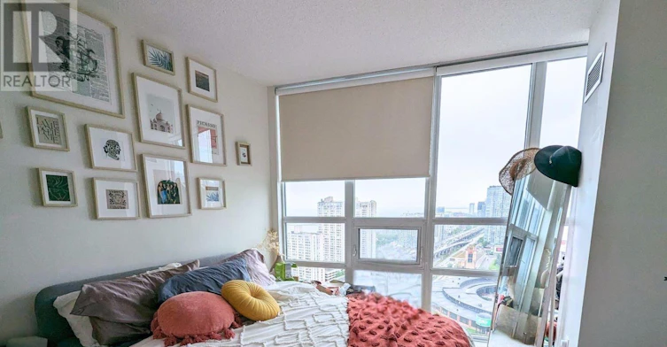 3302-19 Grand Trunk Crescent, Toronto, ON, M5J 3A3 - 12