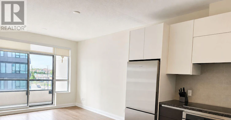 609-25 Water Walk Drive, Markham, ON, L6G 0G3 - 6