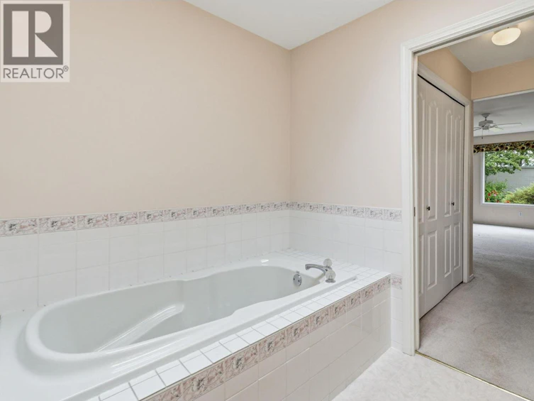 212-650 Lexington Drive, Kelowna, BC, V1W 3B6 - 26