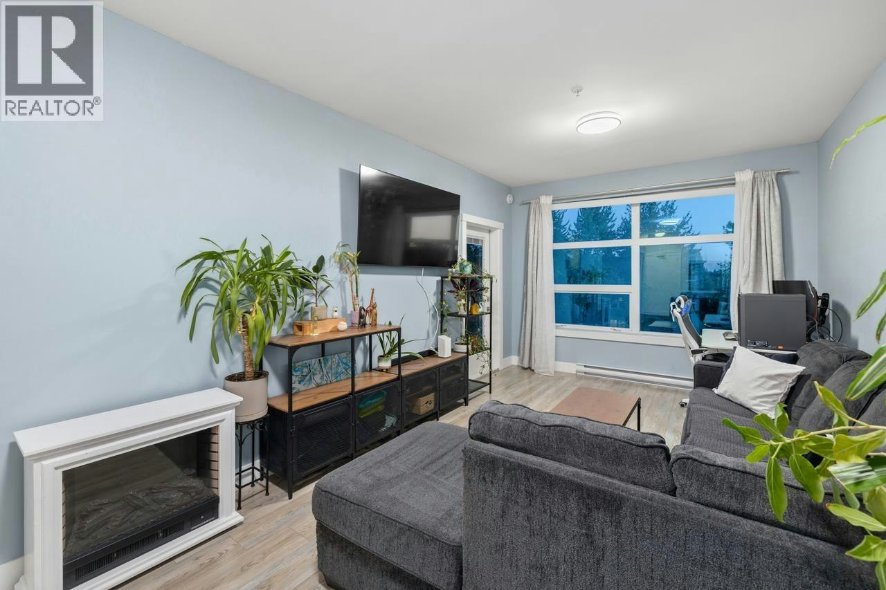 306-22577 Royal Crescent, Maple Ridge, BC, V2X 2M2