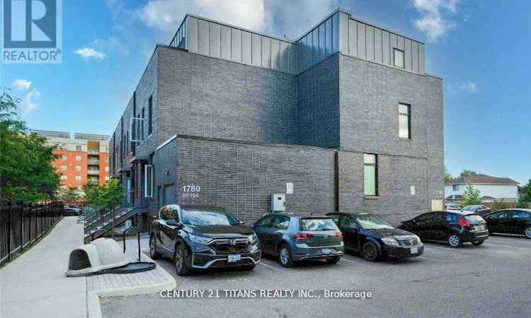 98-1780 Simcoe Street N