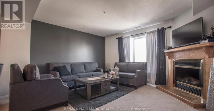33-330 Cresthaven Drive, Ottawa, ON, K2G 6W3 - 5