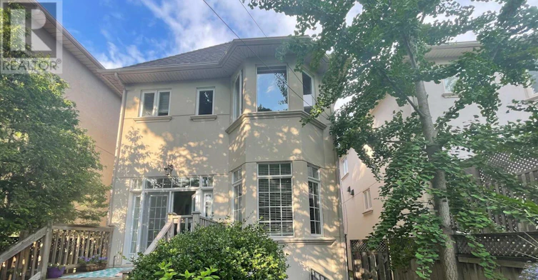 10 Hoyle Avenue, Toronto, ON, M4S 2X6