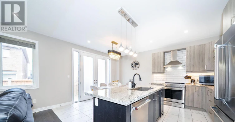 1034 Tigerlily Trail, Pickering, ON, L1V 2P8 - 8