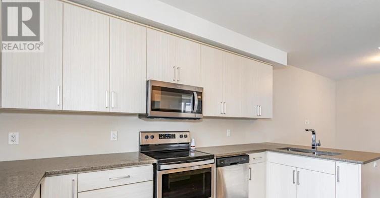 941 Manhattan Way, London, ON, N6G 0J7 - 11