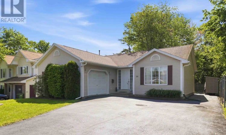 28 Fort Sackville Road