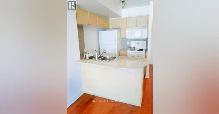 2914-763 Bay Street, Toronto, ON, M5G 2R3 - 11