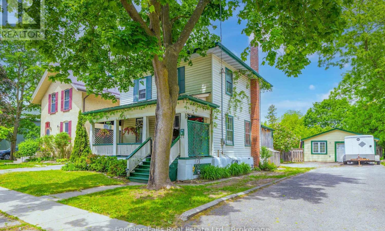 18 Melbourne Street W