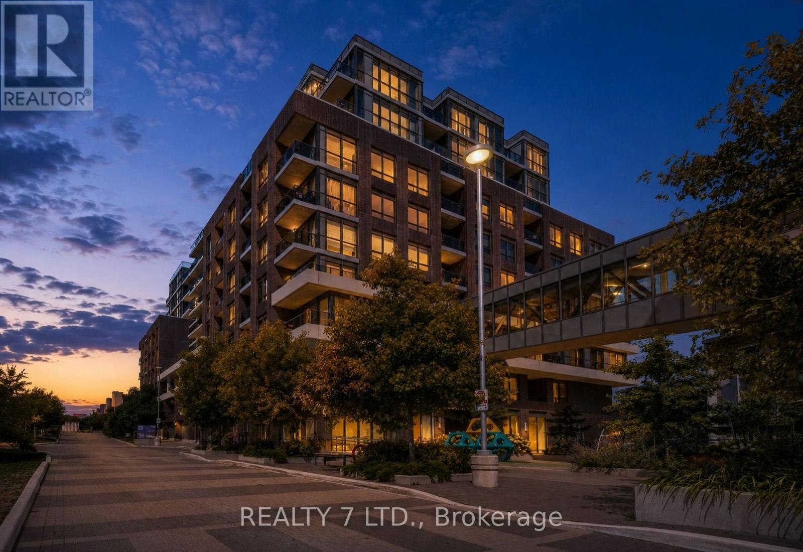 1033-26 Gibbs Road, Toronto, ON, M9B 0E3