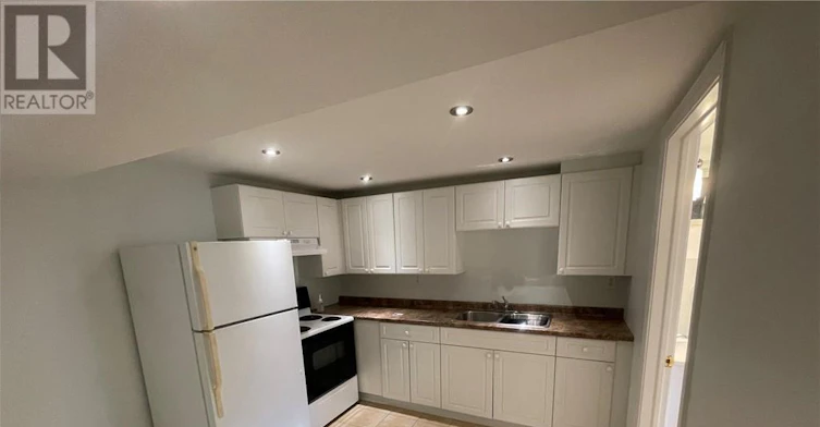 LOWER-26 Stewart Avenue, Thorold, ON, L2V 2W7 - 17