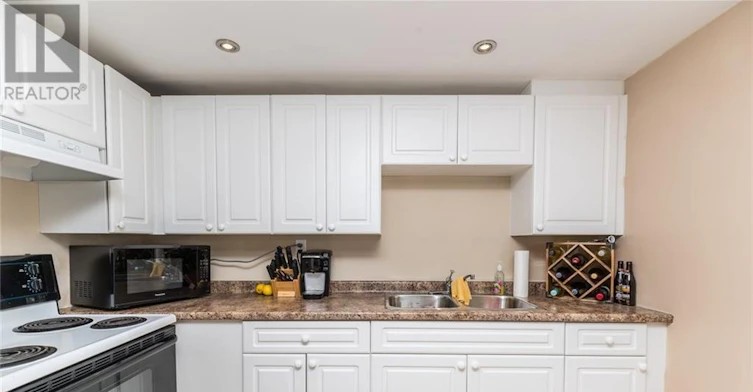 LOWER-26 Stewart Avenue, Thorold, ON, L2V 2W7 - 12