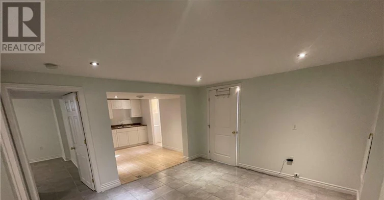 LOWER-26 Stewart Avenue, Thorold, ON, L2V 2W7 - 16