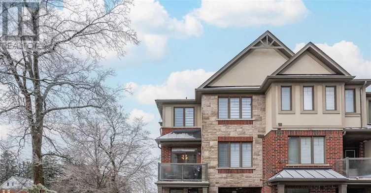 10 Showers Lane, Hamilton, ON, L9G 0H2