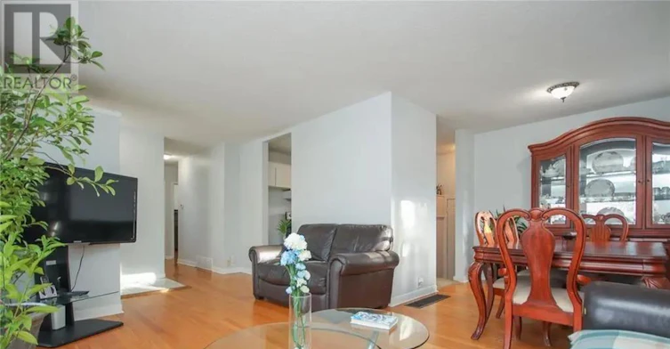45 Hilliard Avenue, Ottawa, ON, K2E 6B9 - 20