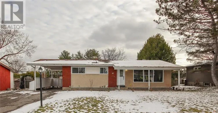 45 Hilliard Avenue, Ottawa, ON, K2E 6B9