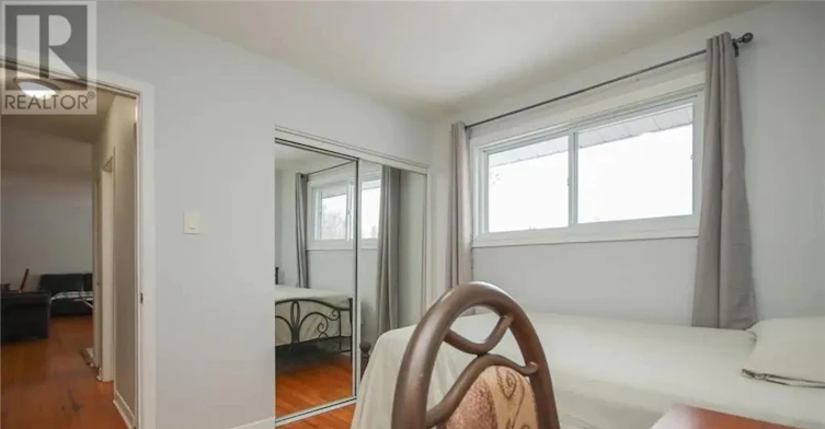 45 Hilliard Avenue, Ottawa, ON, K2E 6B9 - 18