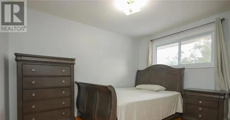 45 Hilliard Avenue, Ottawa, ON, K2E 6B9 - 15