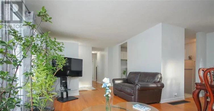 45 Hilliard Avenue, Ottawa, ON, K2E 6B9 - 25
