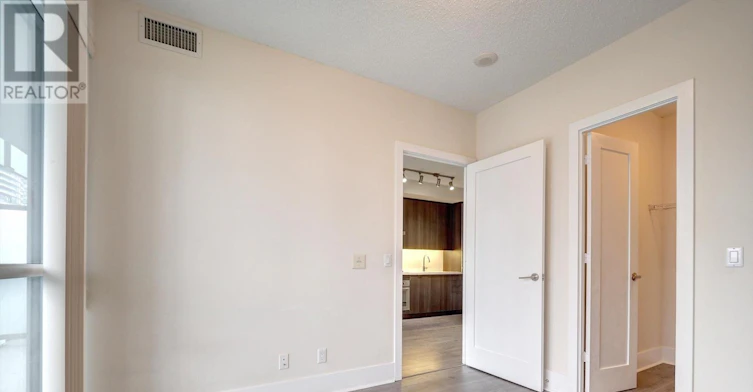 1901-300 Front Street W, Toronto, ON, M5V 0E9 - 9