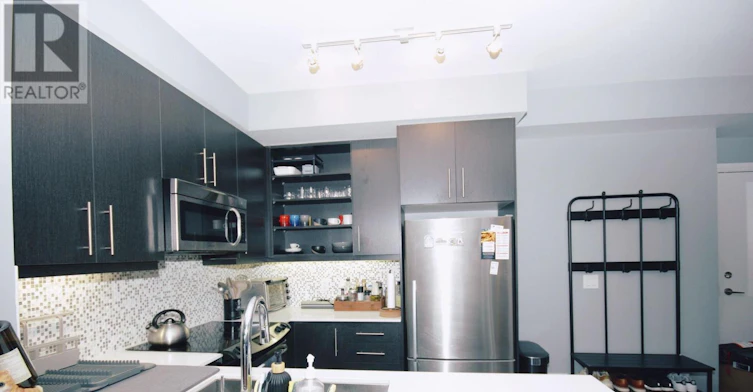 811-55 Oneida Crescent, Richmond Hill, ON, L4B 4T9 - 2
