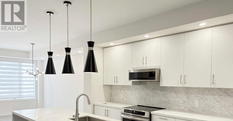 74 Puisaya Drive, Richmond Hill, ON, L4E 1A2 - 5