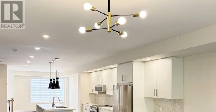 74 Puisaya Drive, Richmond Hill, ON, L4E 1A2 - 4