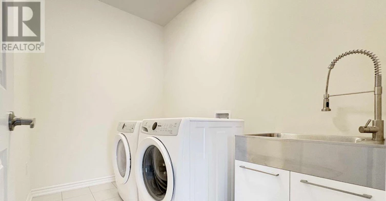 74 Puisaya Drive, Richmond Hill, ON, L4E 1A2 - 10