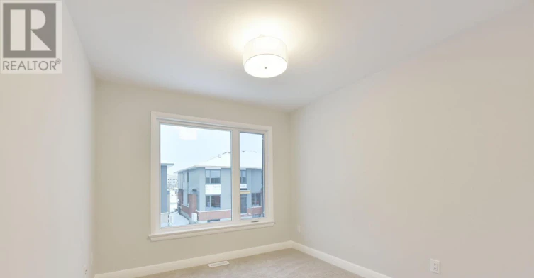 312 Wigwas Street, Ottawa, ON, K1K 5A1 - 24