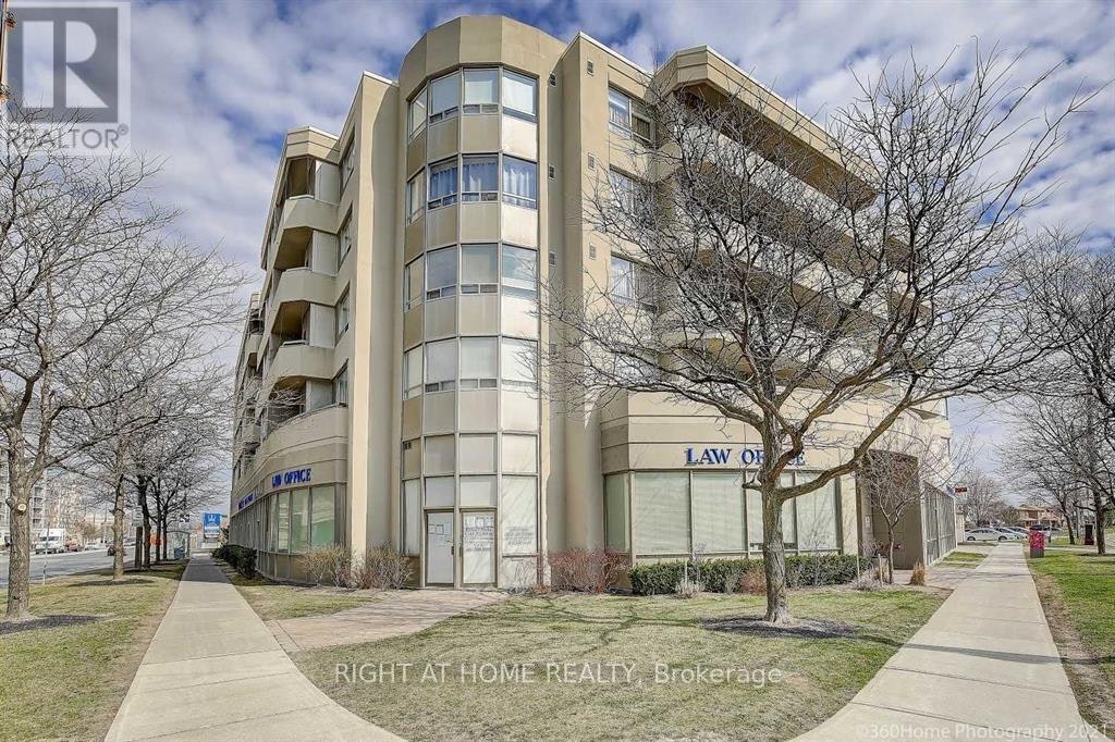 215-555 Wilson Hts Boulevard, Toronto, ON, M3H 6B5