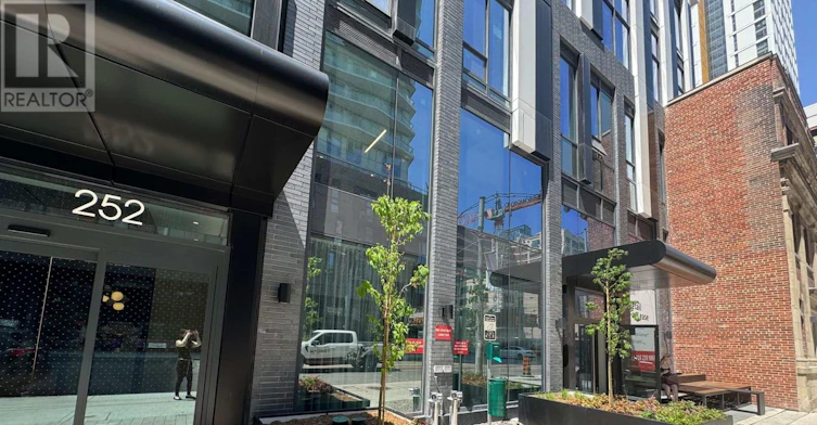 717-252 Church Street, Toronto, ON, M5B 1Z2 - 2