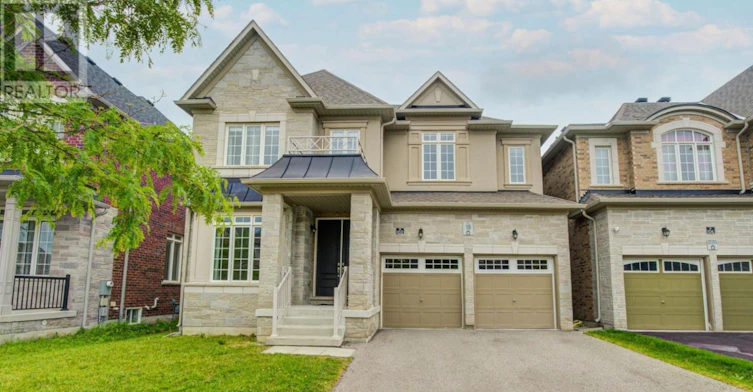 102 Joseph Hartman Crescent, Aurora, ON, L4G 7C4