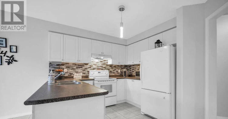 228 Flagstone Way, Newmarket, ON, L3X 2Y2 - 12