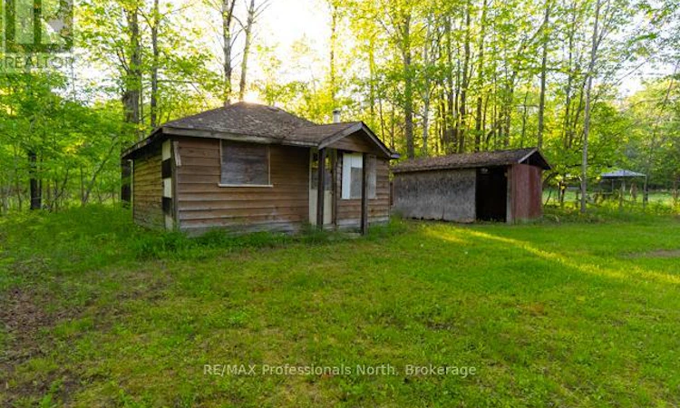 1068 Woods Road