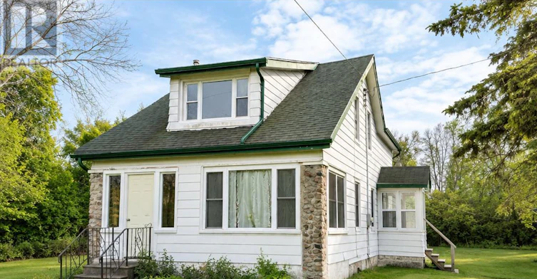 1066 Old 2 Highway, Quinte West, ON, K8N 4Z2