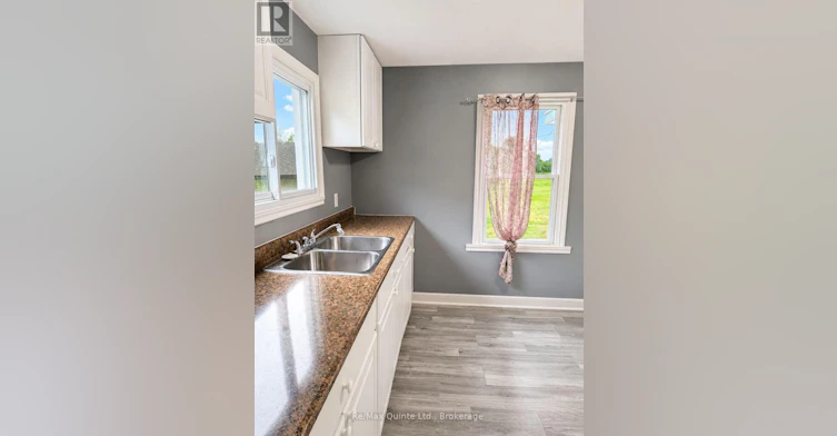 1066 Old 2 Highway, Quinte West, ON, K8N 4Z2 - 7