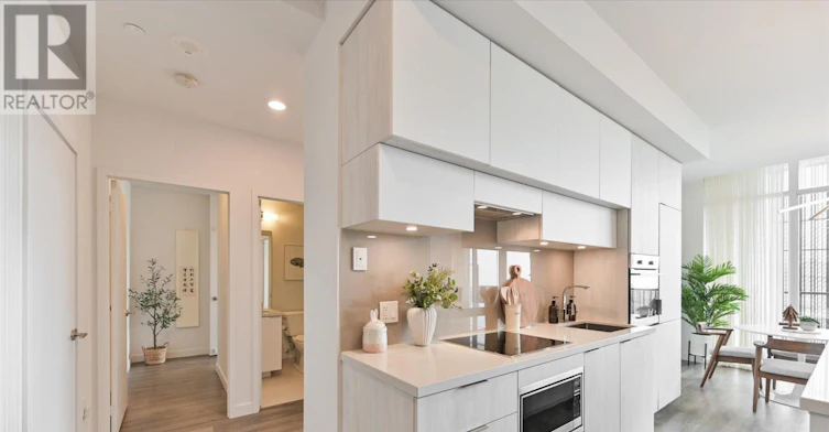 PH5801-8 Eglinton Avenue E, Toronto, ON, M4P 0C1 - 16