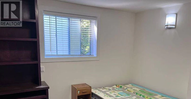 89 Finch Ave East Avenue, Toronto, ON, M2N 4R4 - 4