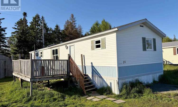 21 Elmwood Drive