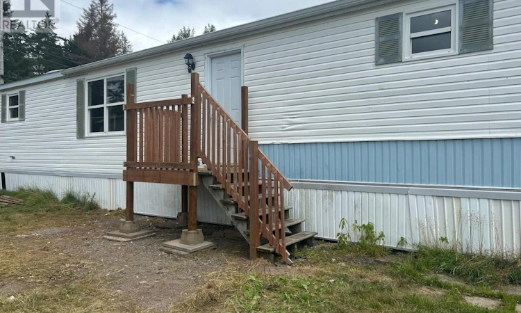 21 Elmwood Drive