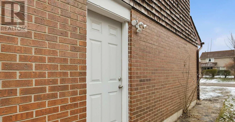 69 Lorraine Crescent, Brampton, ON, L6S 2R6 - 7