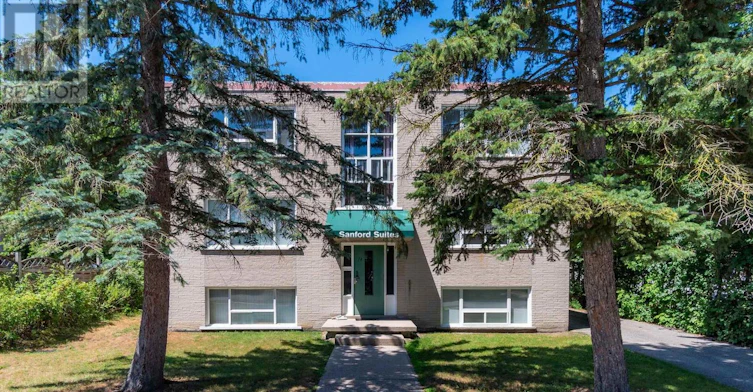 3-74 Sanford Street, Barrie, ON, L4N 3C5
