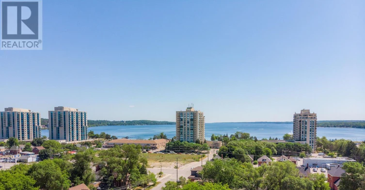3-74 Sanford Street, Barrie, ON, L4N 3C5 - 2