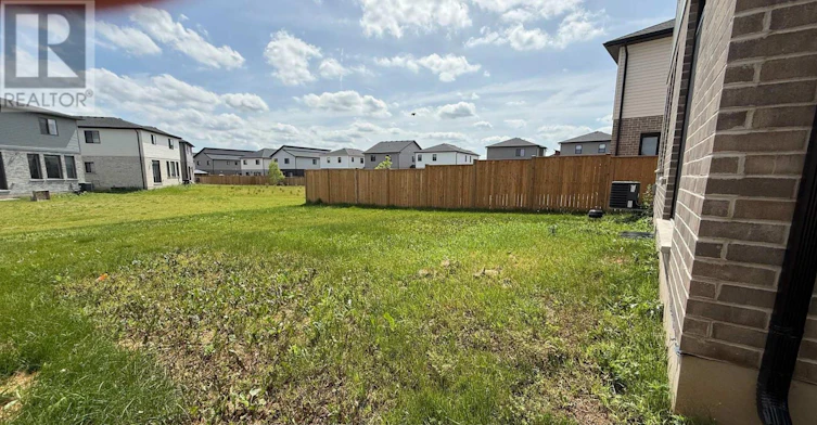 UPPER-201 Roy Mcdonald Drive, London, ON, N6L 0J1 - 21