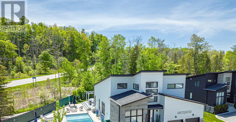 100 Tekiah Road, Blue Mountains, ON, N0H 1J0 - 2