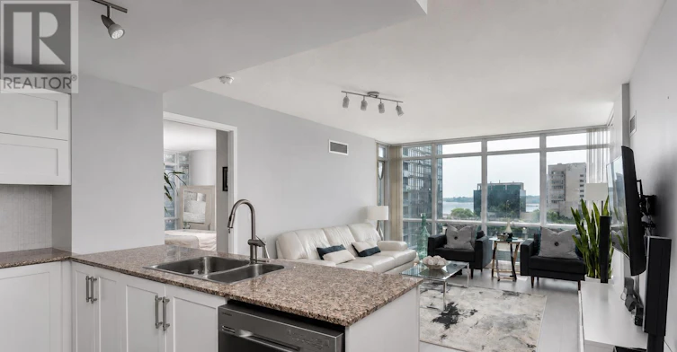 710-15 Fort York Boulevard, Toronto, ON, M5V 3Y4 - 6
