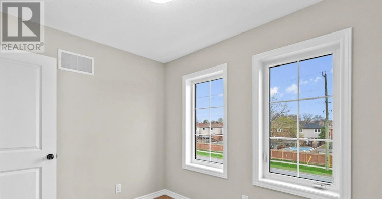 24 Amulet Way, Whitby, ON, L1R 0R5 - 23